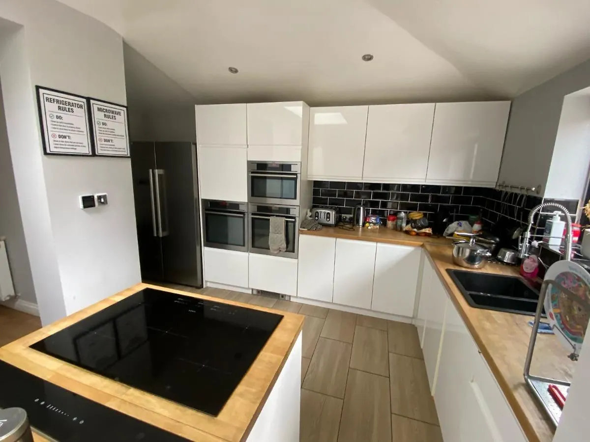 Large House Close To Greenwich Eltham 0*,  United Kingdom
